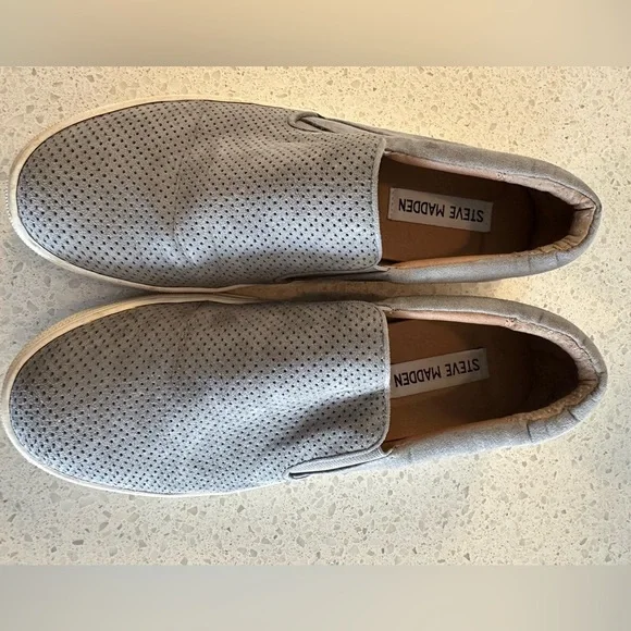 Steve Madden Shoes - Picture 2 of 7